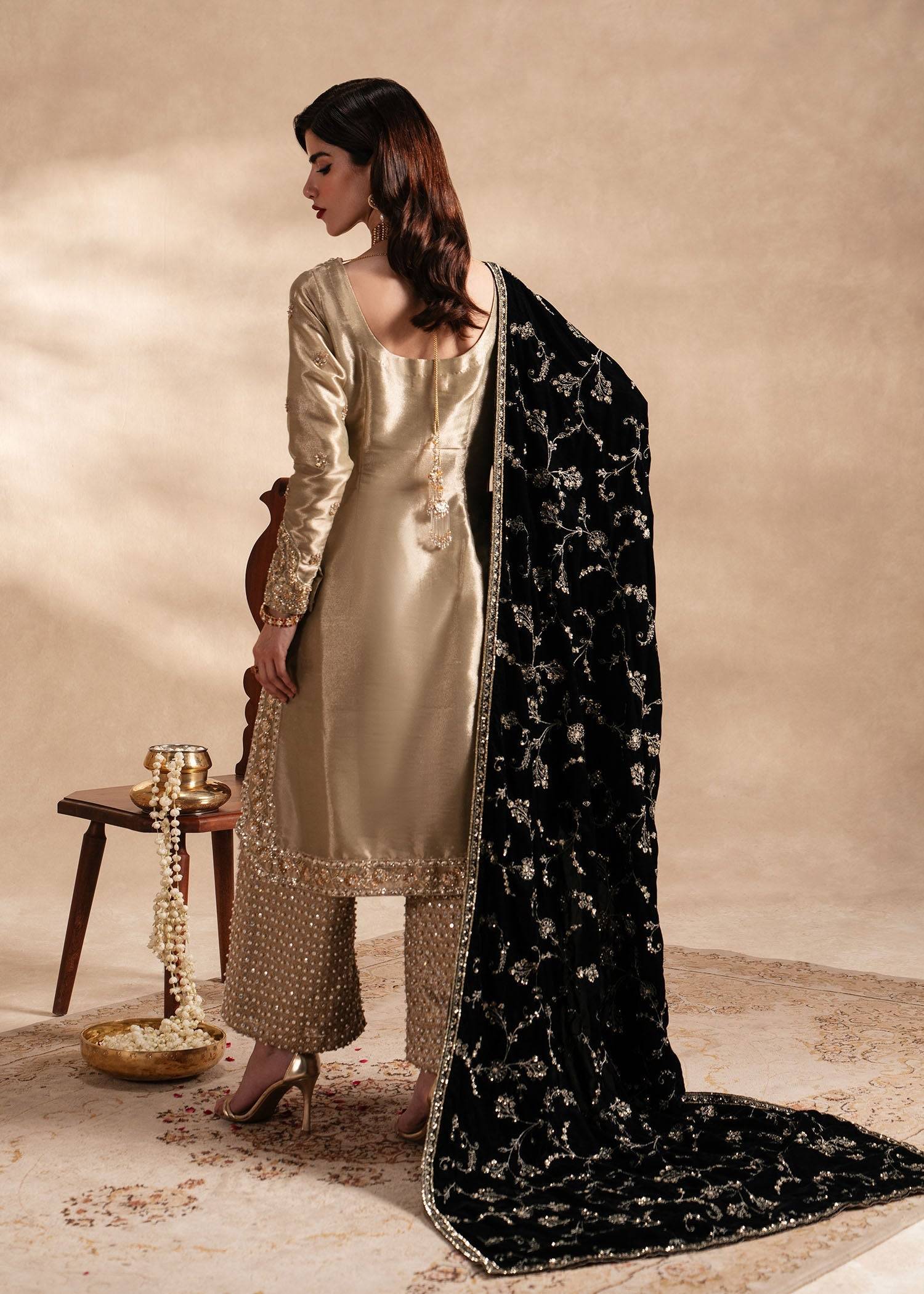 Sadaf Fawad Khan | Nafees Formals 25 | Nuhaz - Pakistani Designer Dress - by Sadaf Fawad Khan | Type: Ladies Clothes - 100% Original at Saira Sultan