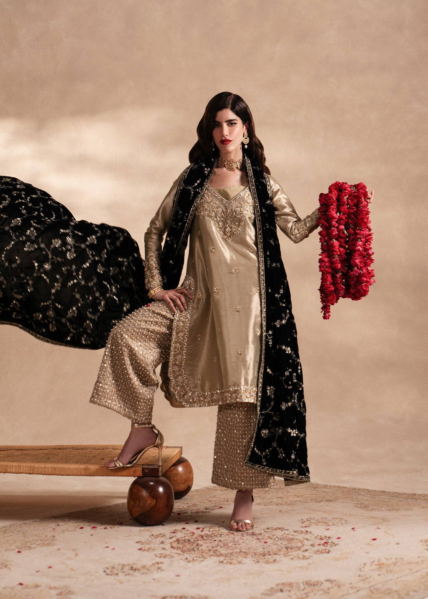 Sadaf Fawad Khan | Nafees Formals 25 | Nuhaz - Pakistani Designer Dress - by Sadaf Fawad Khan | Type: Ladies Clothes - 100% Original at Saira Sultan