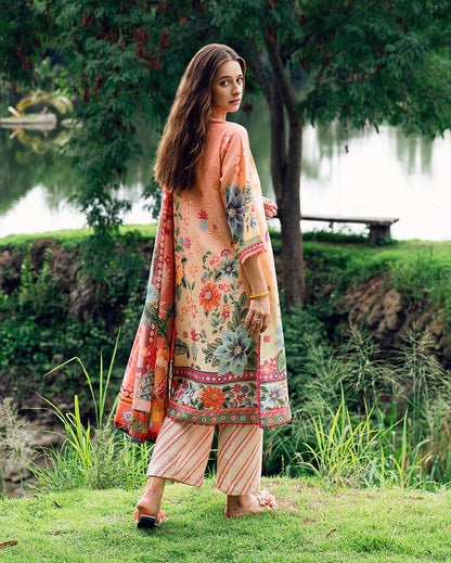 Roheenaz | Garden Veal Printed Lawn 25 | Petal Glaze - Pakistani Designer Dress - by Roheenaz | Type: Ladies Clothes - 100% Original at Saira Sultan