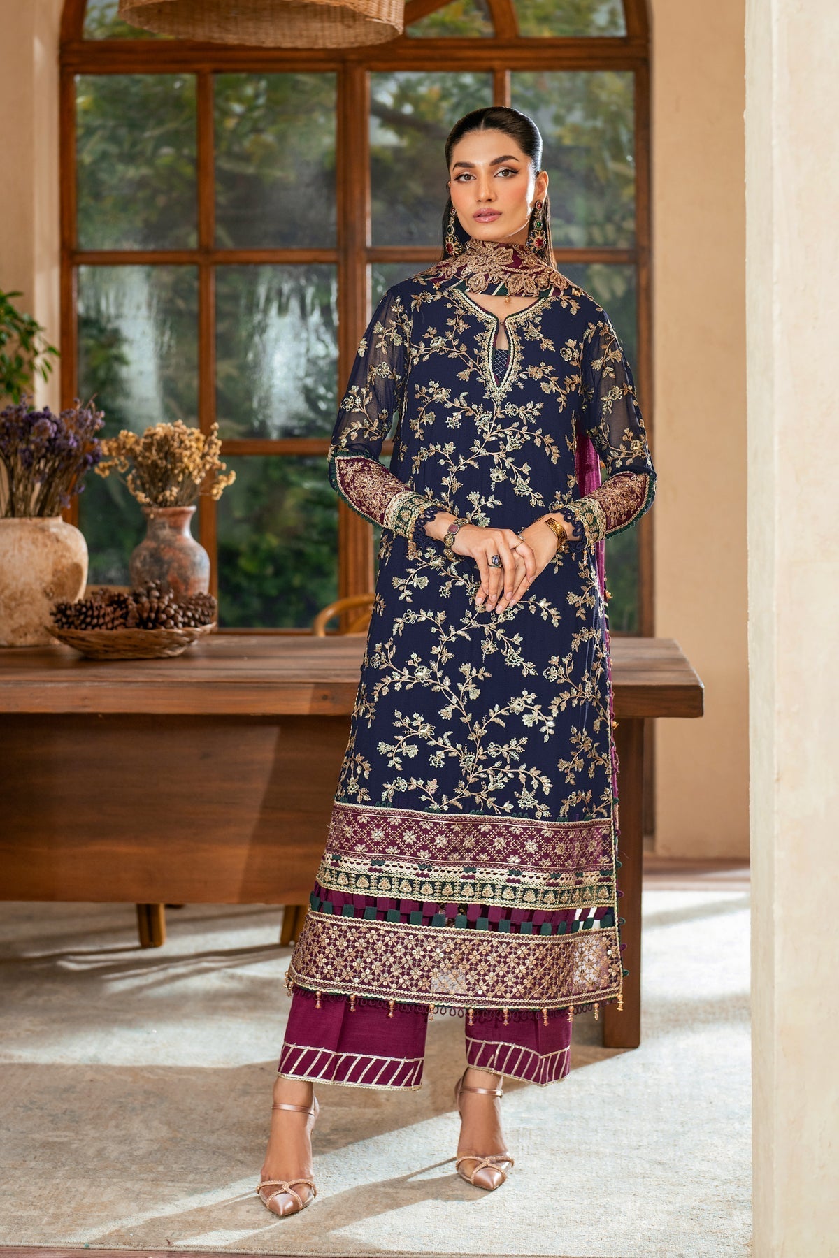 Xenia Formals | Niran Formals | SERAPHINA XS Dark Blue Long Shirt