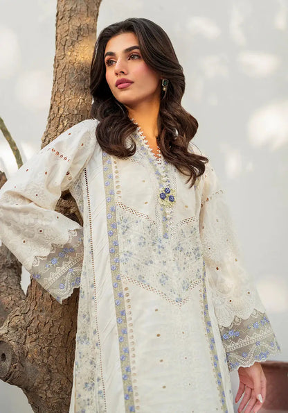Zarqash | Belle Ame 24 | BL 002 Rosettes - Pakistani Designer Dress - by Zarqash | Type: Luxury - 100% Original at Saira Sultan