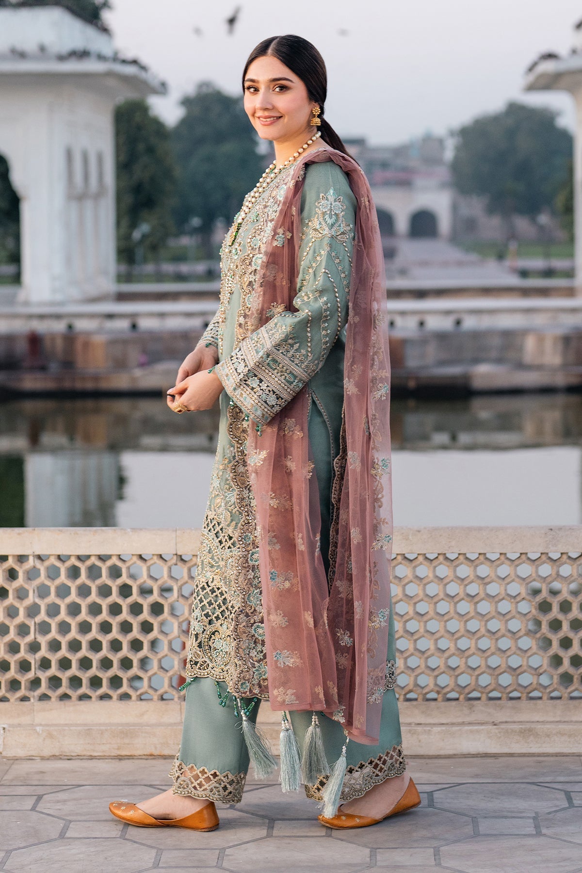 Imrozia Premium | Meeras Luxury Eid 25 | I-221 ZAMURD S Gray Organza