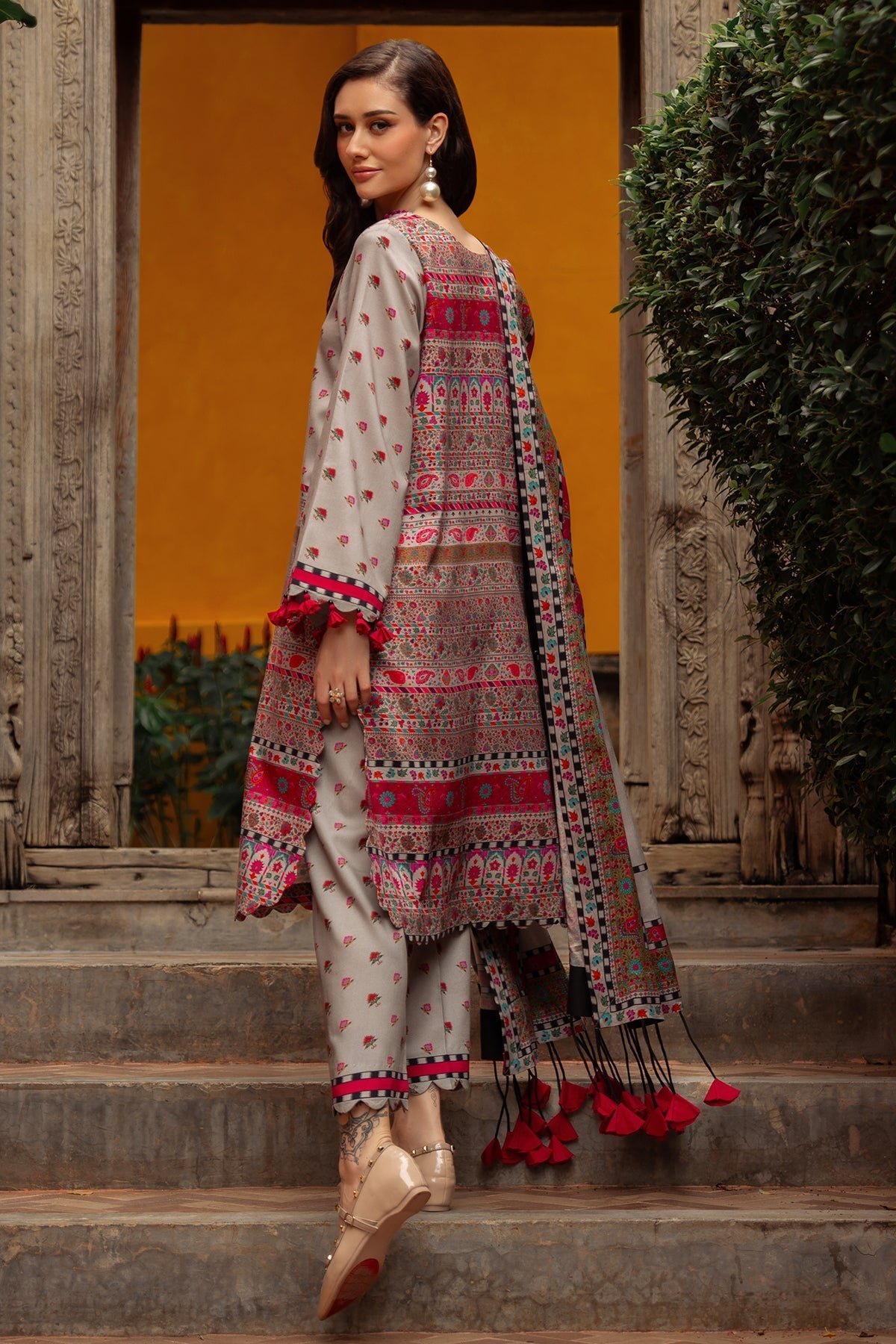 Charizma | C Prints Winter 25 |  3-PC Unstitched Printed Linen Collection CPW5-01 - Pakistani Designer Dress - by Charizma - Type : Ladies Clothes - 100% Original at Saira Sultan