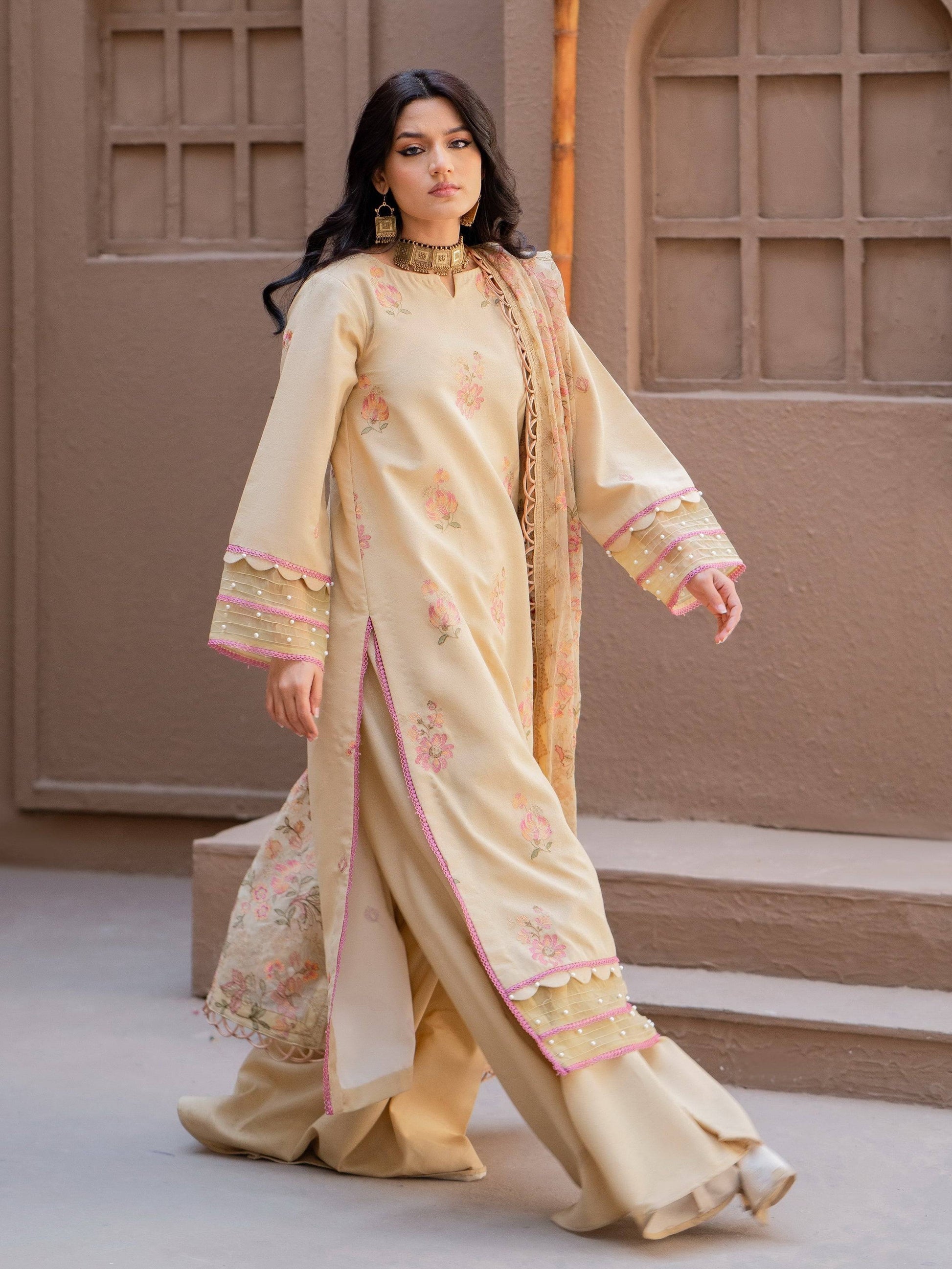 Humdum | Surmai Collection | SU-07 - Pakistani Designer Dress - by HumDum | Type: Formal - 100% Original at Saira Sultan