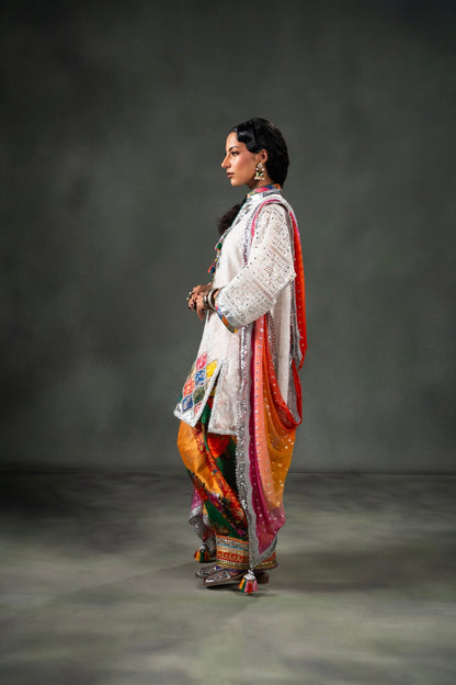 Nilofer Shahid | Mihrimah Formals | Kosem - Pakistani Designer Dress - by Nilofer Shahid - Type : Ladies Clothes - 100% Original at Saira Sultan