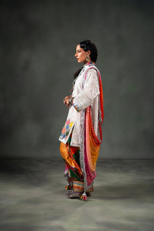 Nilofer Shahid | Mihrimah Formals | Kosem - Pakistani Designer Dress - by Nilofer Shahid - Type : Ladies Clothes - 100% Original at Saira Sultan