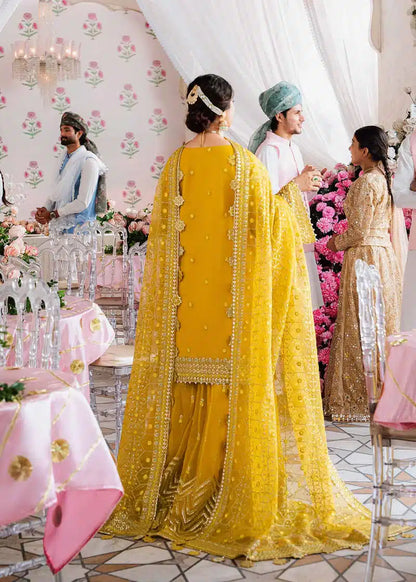 Akbar Aslam | Shadmani Luxury Formals 23 | Meena - Pakistani Designer Dress - by Akbar Aslam | Type: Bridal - 100% Original at Saira Sultan