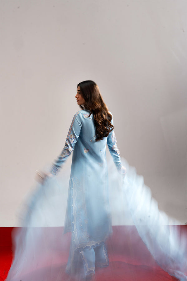 Nyra | Luxe Line Pret | Oura by Nyra - Designer Dress - Type : Luxury - Available at Saira Sultan - 100% Original 