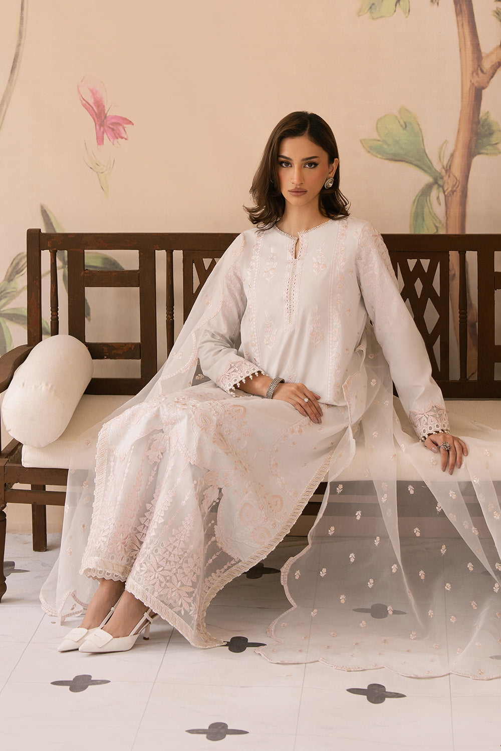 Maryum N Maria | Eid Luxury Lawn 25 | AREZOO - MS50153 L White Lawn