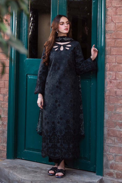 Neeshay | Summer Lines Printkari 25 | OBSIDIAN XS Black Lawn