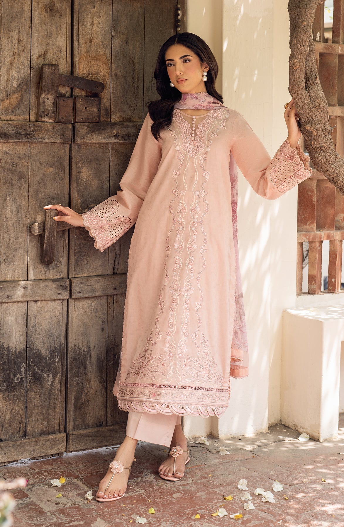 Zarif | Nura Textured Lawn 25 | VIYANA M Pale Peach Lawn