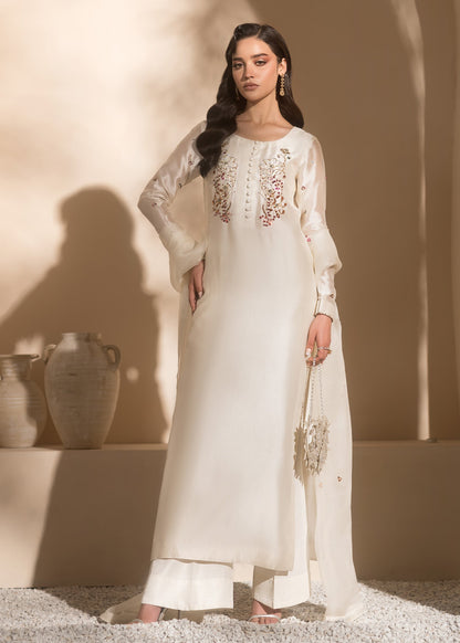 Mahum Asad | Breaking the Bar | Gloss XS Ivory Pure Silk Tissue