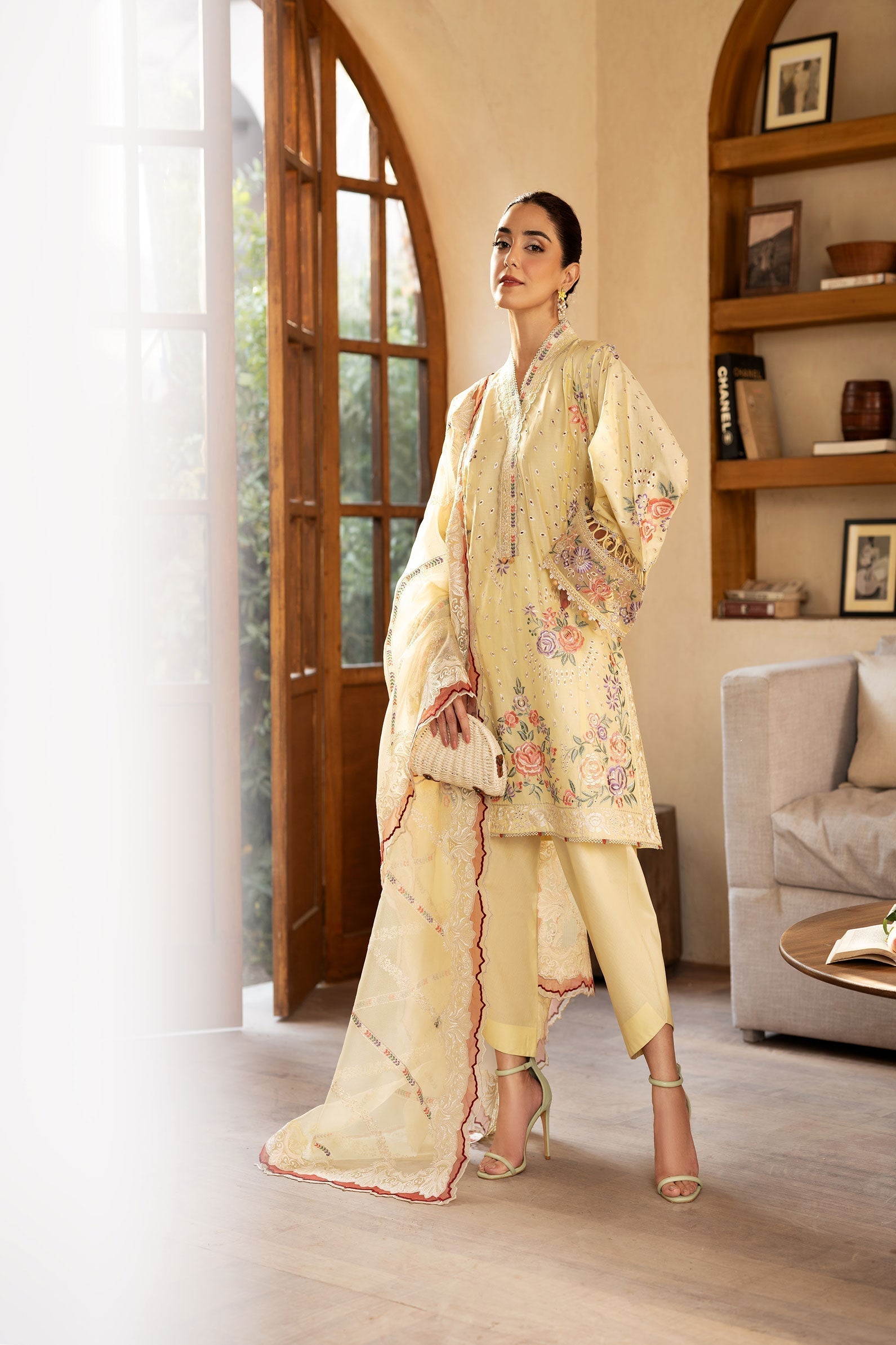 Maryam Hussain | Luxury Lawn 25 | Lemon Garden XS Pastel Yellow Lawn