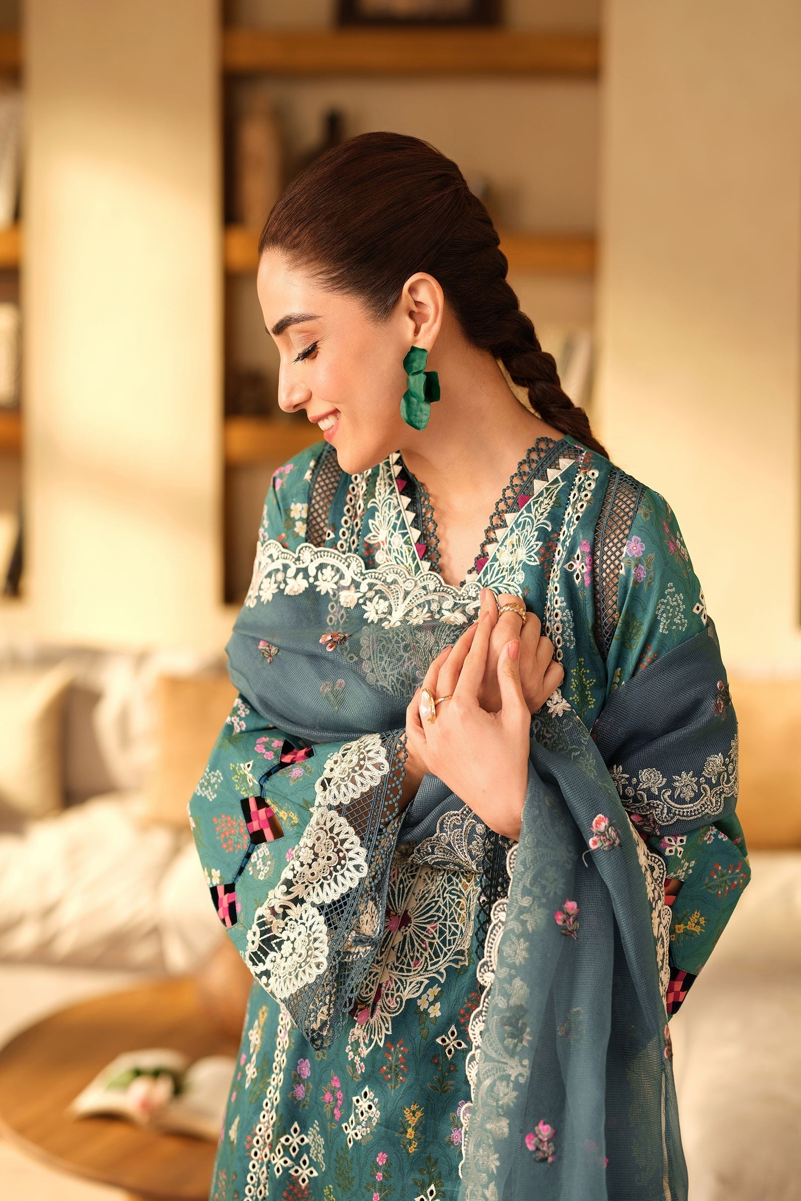 Maryam Hussain | Luxury Lawn 25 | Seashell M Emerald Green Lawn