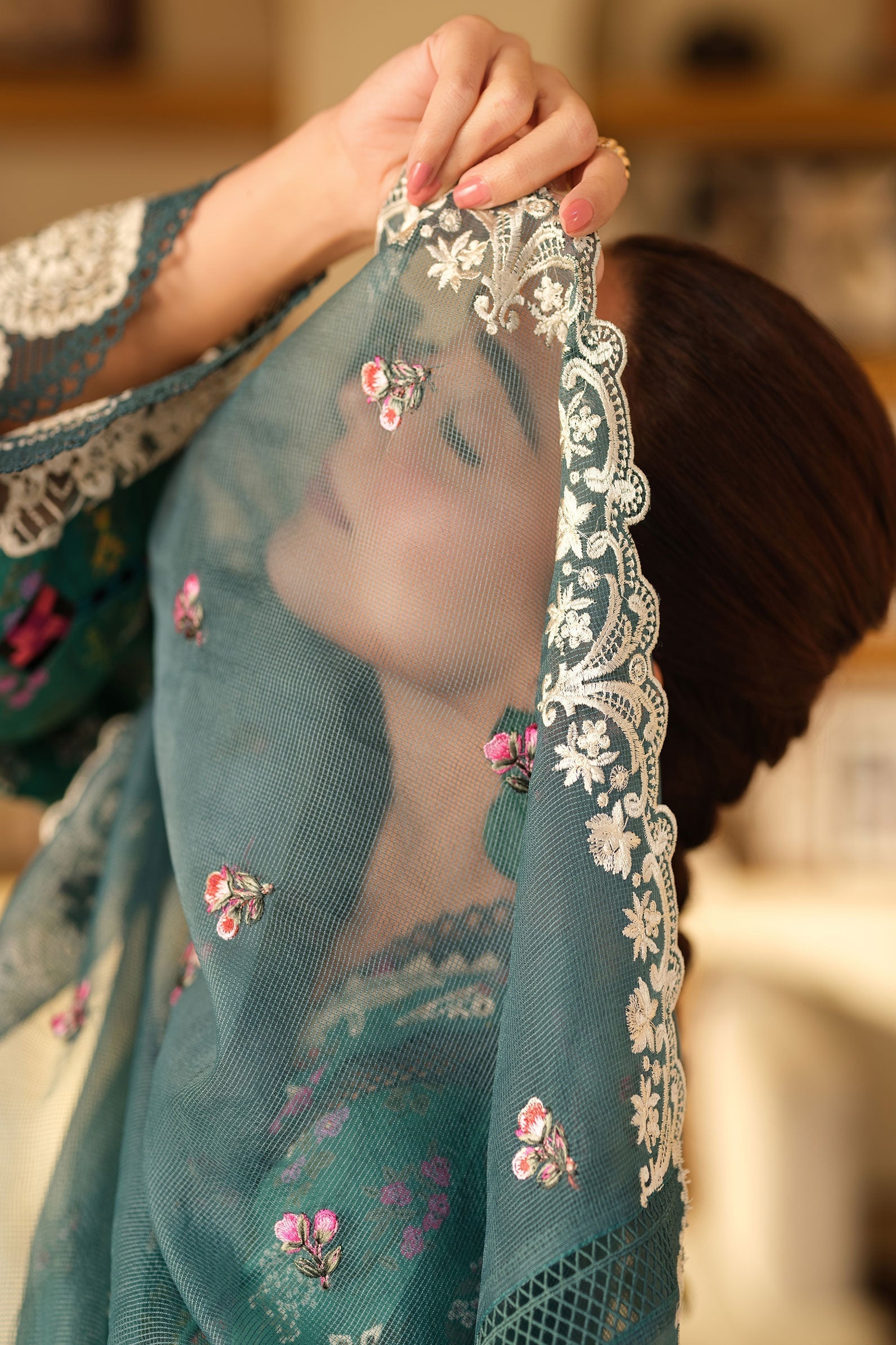 Maryam Hussain | Luxury Lawn 25 | Seashell Custom Size Emerald Green Lawn