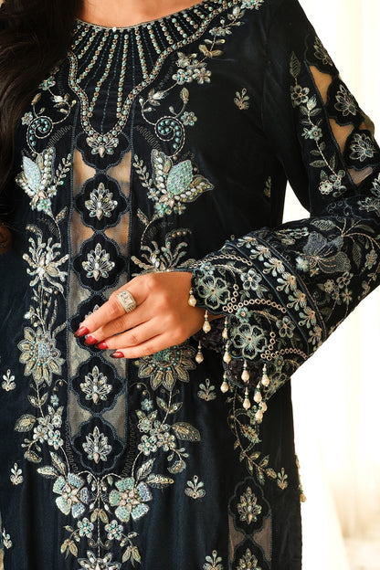 Raeesa Premium | Sheen Luxury Velvet | Zeve M Midnight Blue Velvet