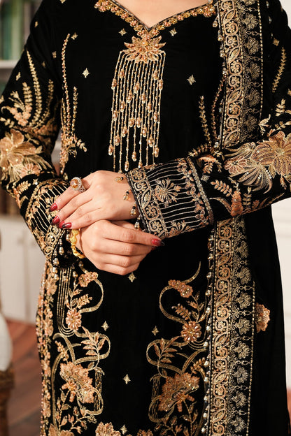 Raeesa Premium | Sheen Luxury Velvet | Naz XL Black Velvet