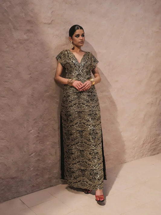 Erum Khan | Shab Siyah 23 | Seraab - Pakistani Designer Dress - by Erum Khan | Type: Formal - 100% Original at Saira Sultan
