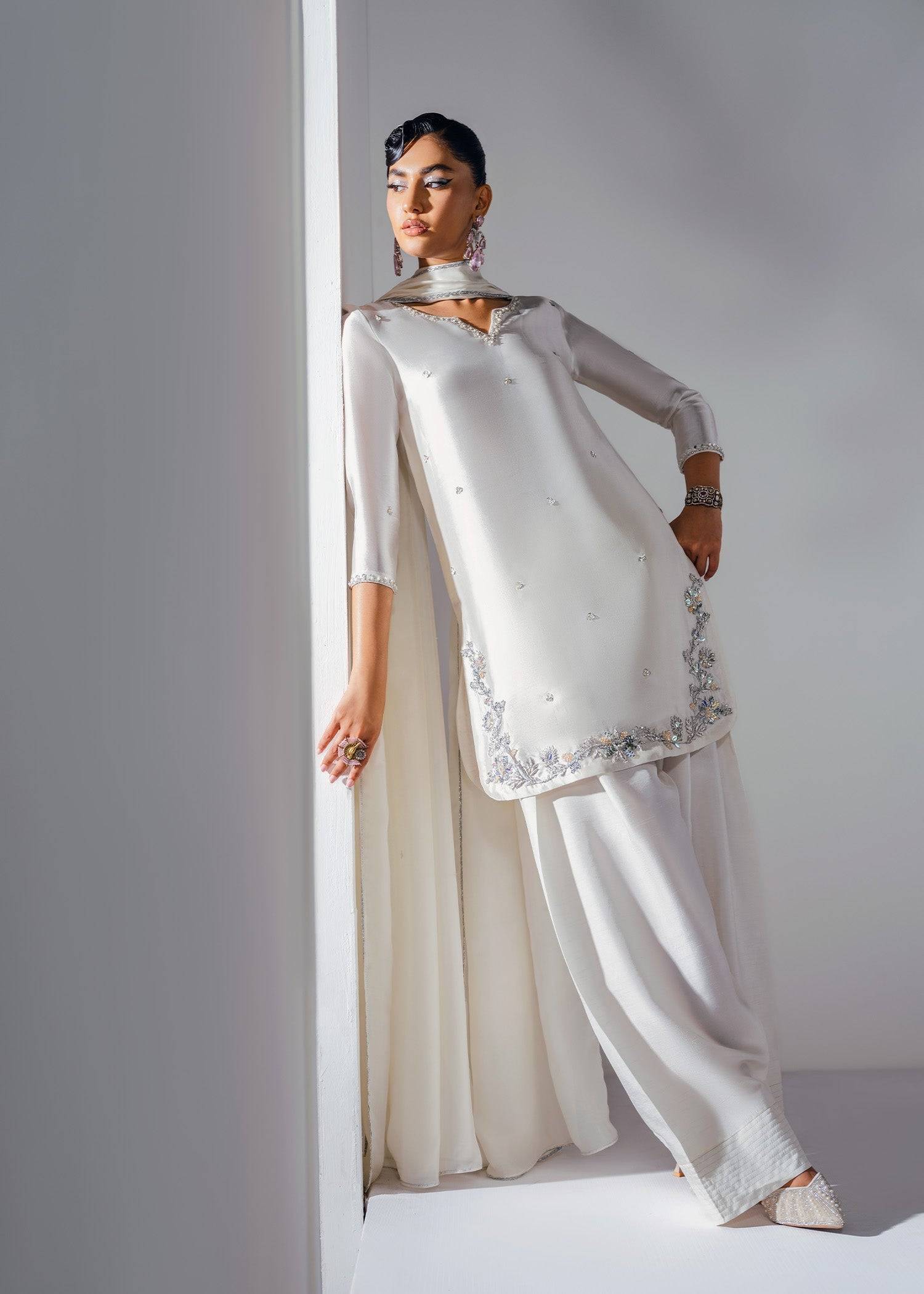Mahum Asad | The Remix Edit | Folk - Pakistani Designer Dress - by Mahum Asad | Type: Ladies Clothes - 100% Original at Saira Sultan