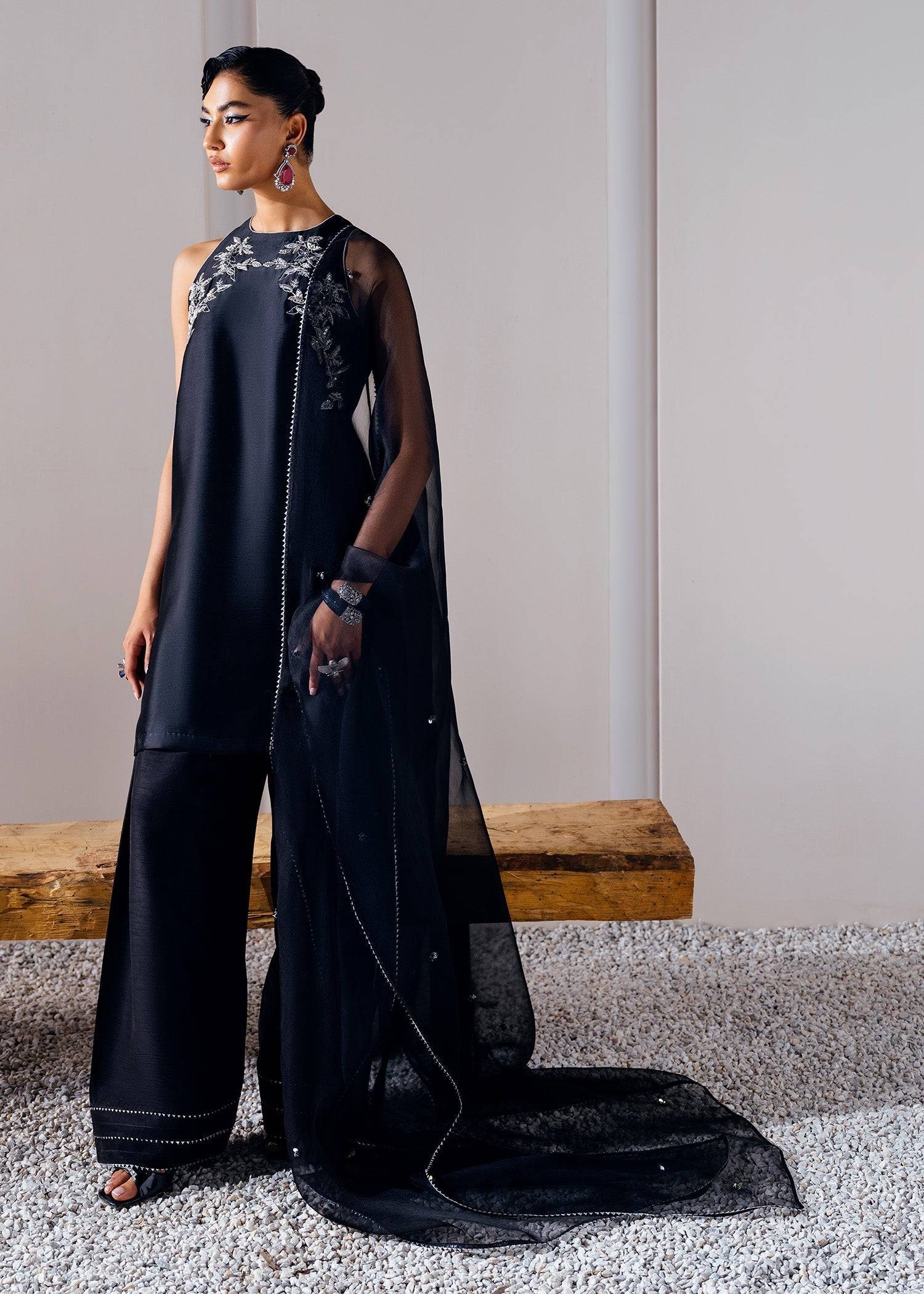 Mahum Asad | The Remix Edit | Rock - Pakistani Designer Dress - by Mahum Asad | Type: Ladies Clothes - 100% Original at Saira Sultan