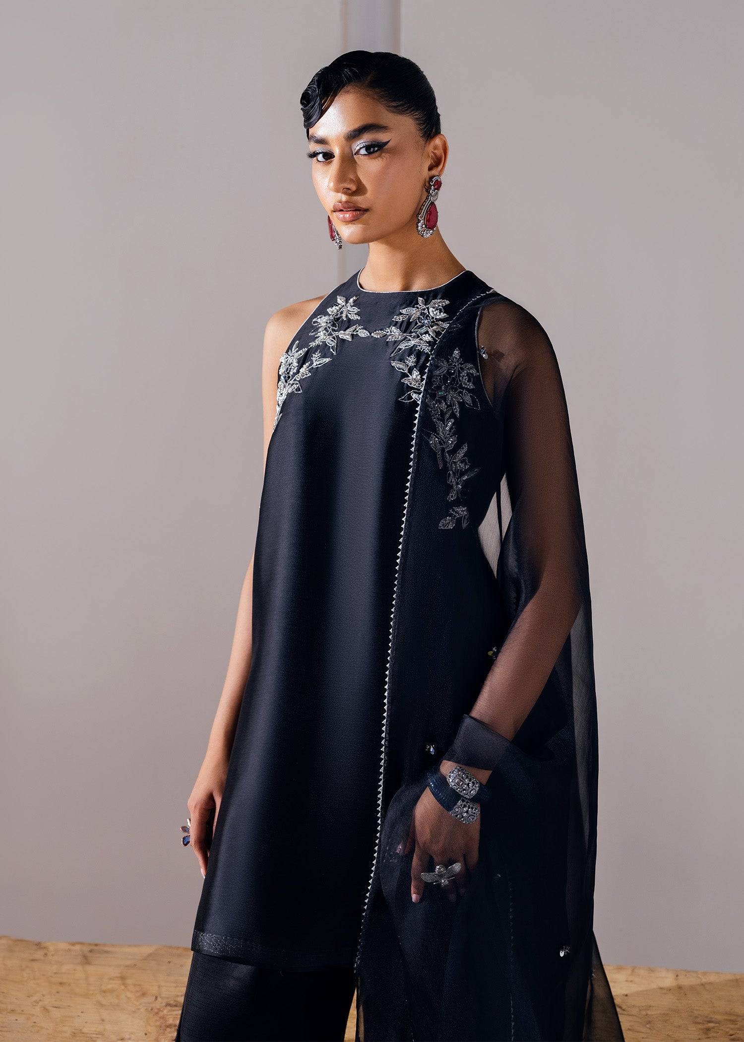 Mahum Asad | The Remix Edit | Rock - Pakistani Designer Dress - by Mahum Asad | Type: Ladies Clothes - 100% Original at Saira Sultan