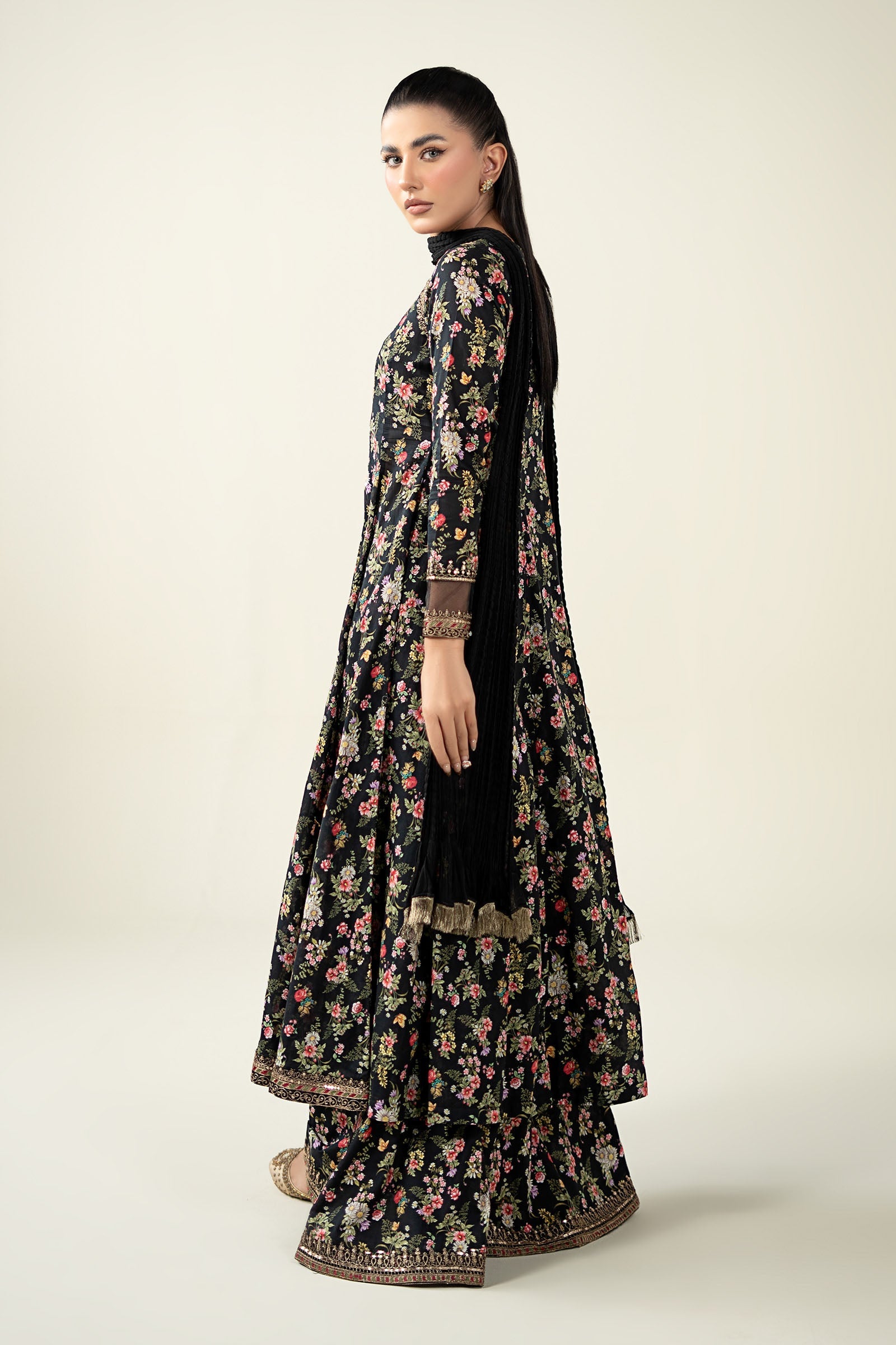 Maria B | Pre Fall Dresses | 3 Piece Printed Lawn Suit KK - Pakistani Designer Dress - by Maria B - Type : Ladies Clothes - 100% Original at Saira Sultan