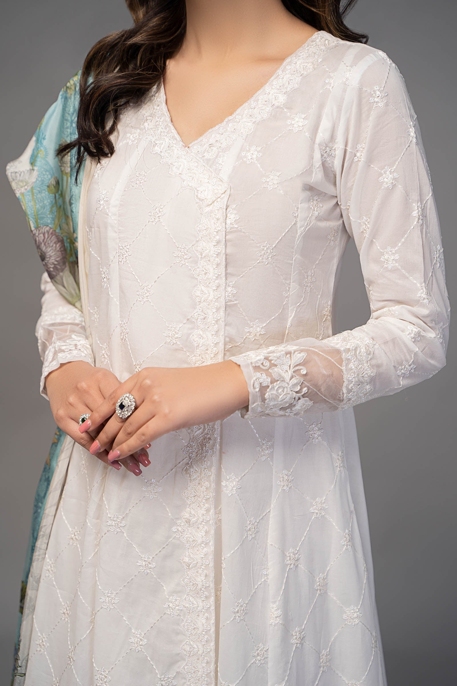 Maira B | Ready to Wear | DW-EF23-23R1 M White