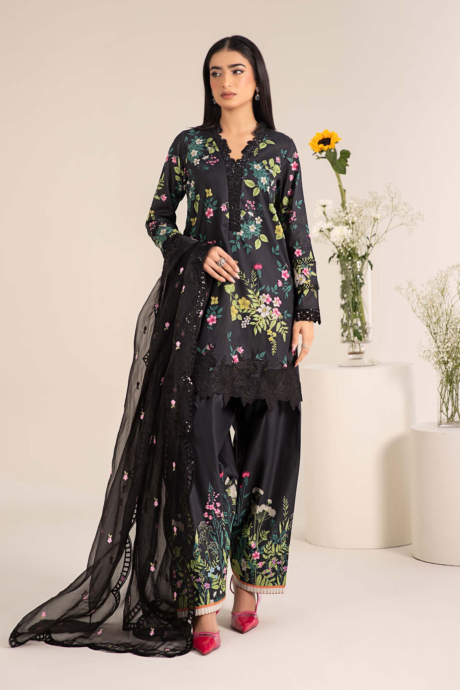 Maira B | Ready to Wear | DW-EF25-27 XS Black