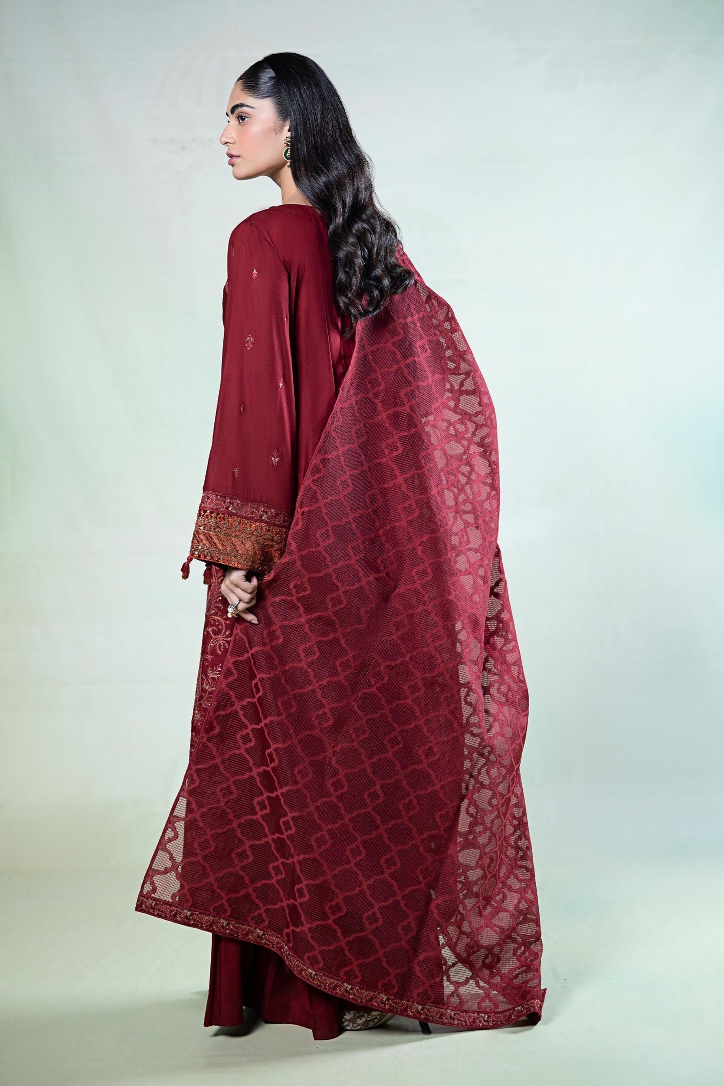Maira B | Ready to Wear | DW-W24-22 XL Maroon
