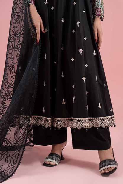 Maria B | Luxury Pret 25 | DW-EA25-08 XL Black Lawn