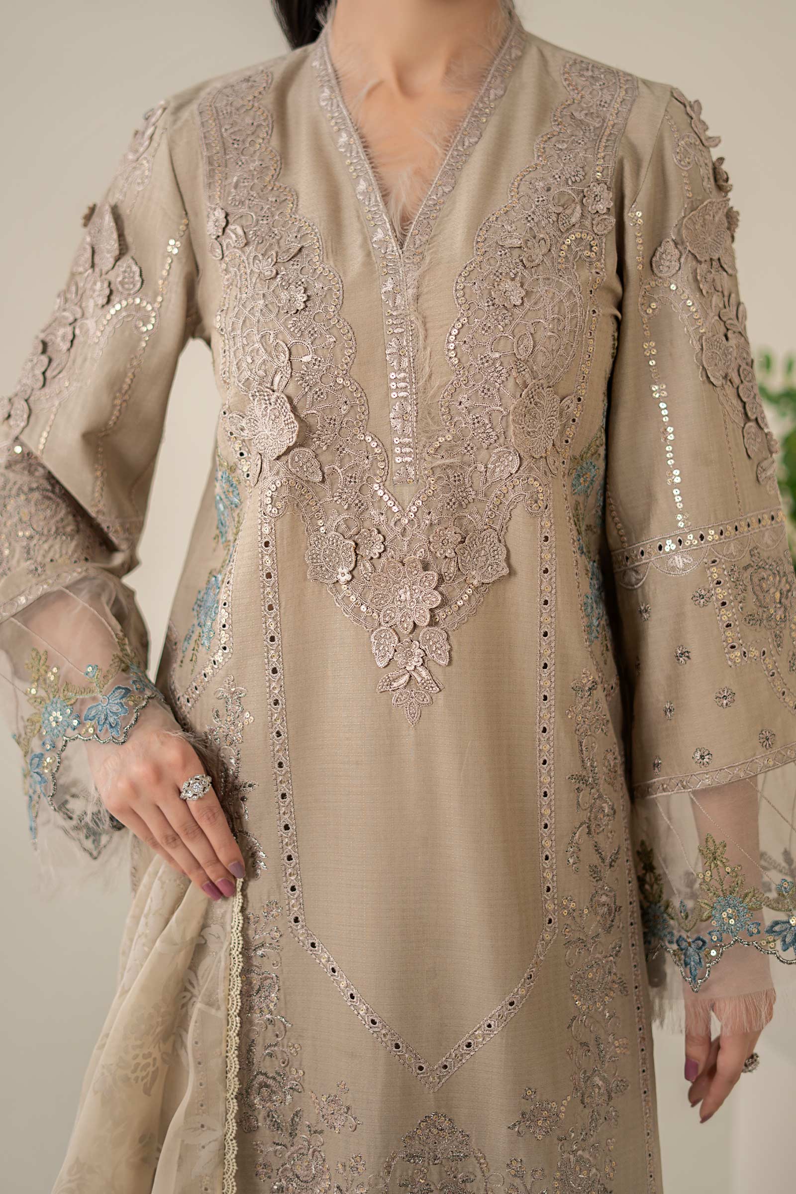Maria B | Luxury Pret 25 | DW-EA25-16 XL Pale Brown Dobby