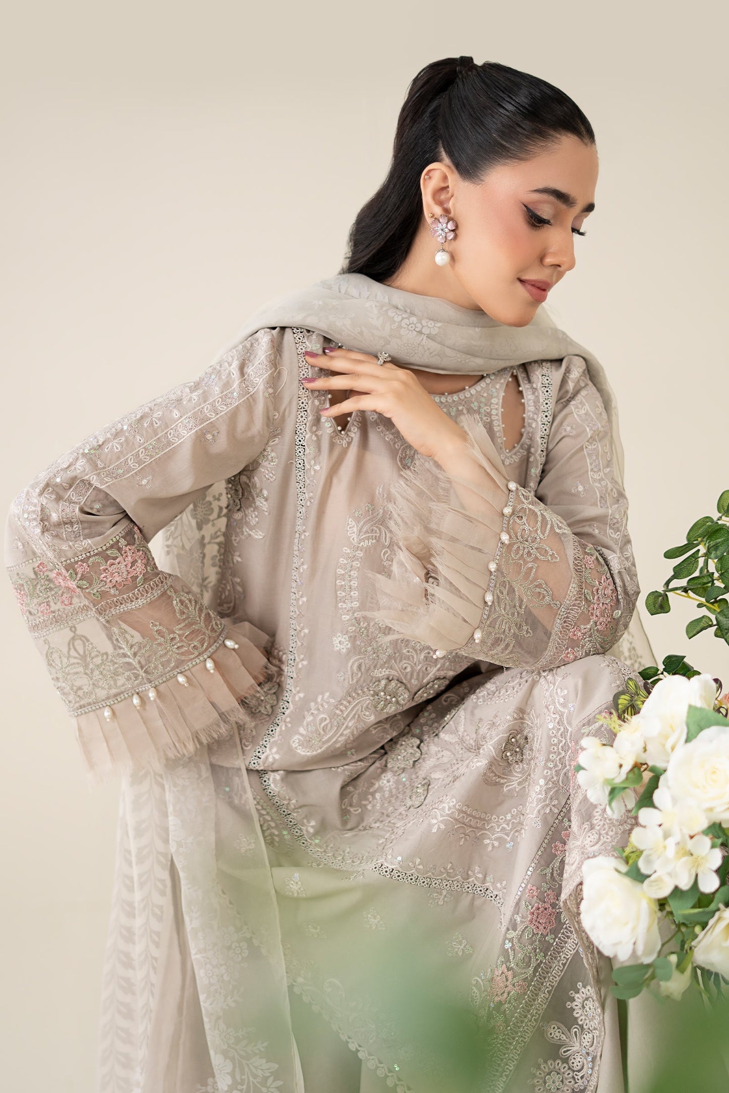 Maria B | Luxury Pret 25 | DW-EA25-57 XL Pastel Gray Lawn
