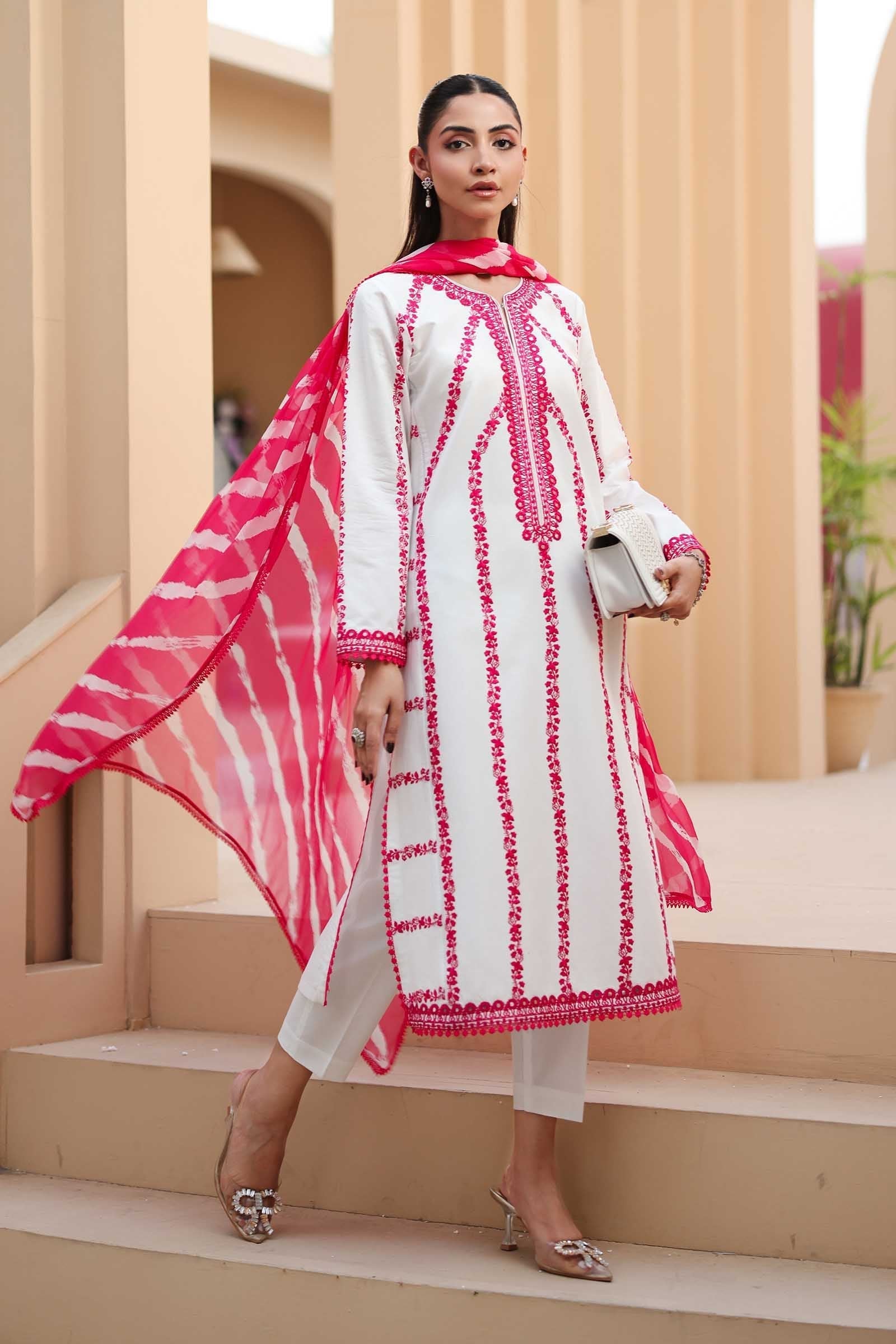Maria B | Luxury Pret 25 | DW-EA25-60 L White Lawn