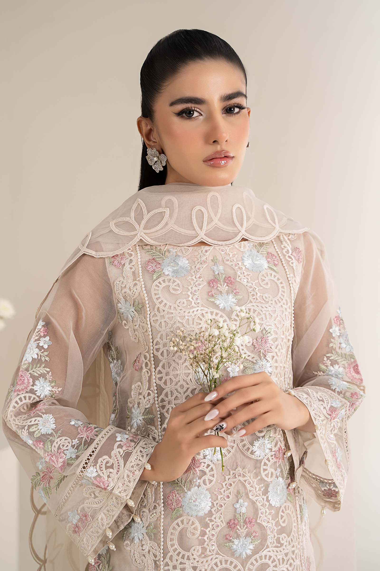 Maira B | Ready to Wear | DW-EF25-02 S White