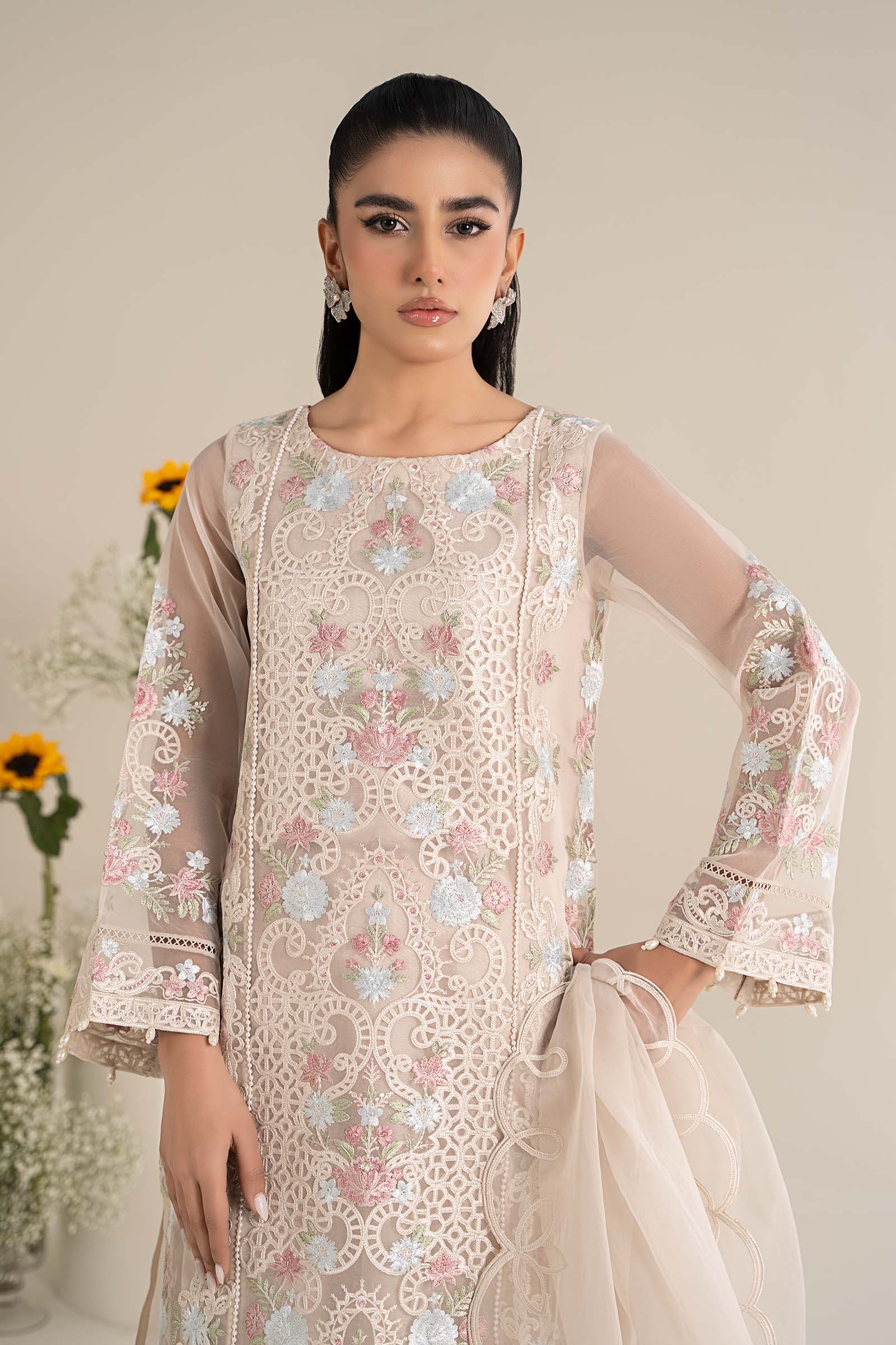 Maira B | Ready to Wear | DW-EF25-02 M White