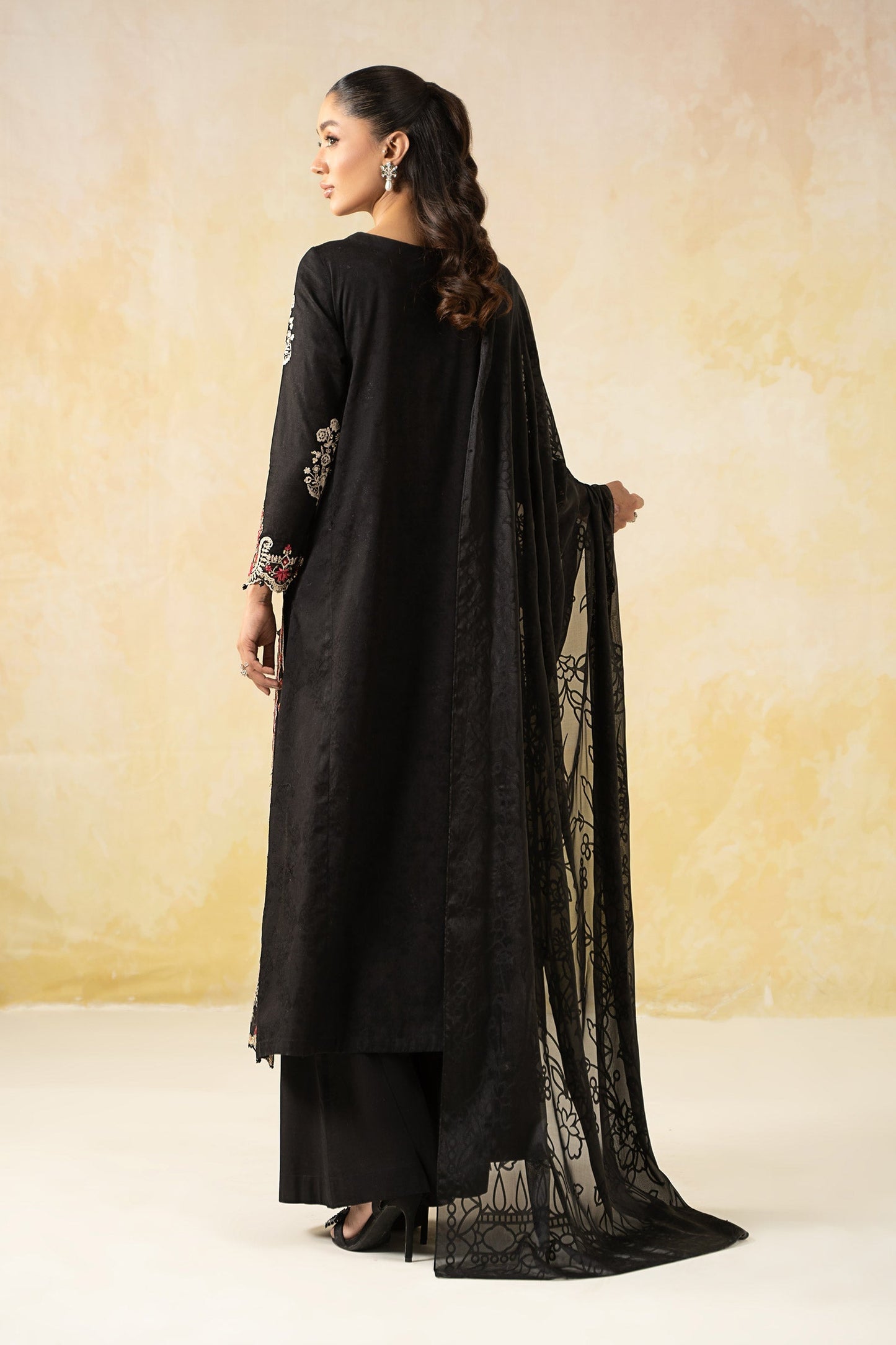 Maira B | Ready to Wear | DW-EF25-03