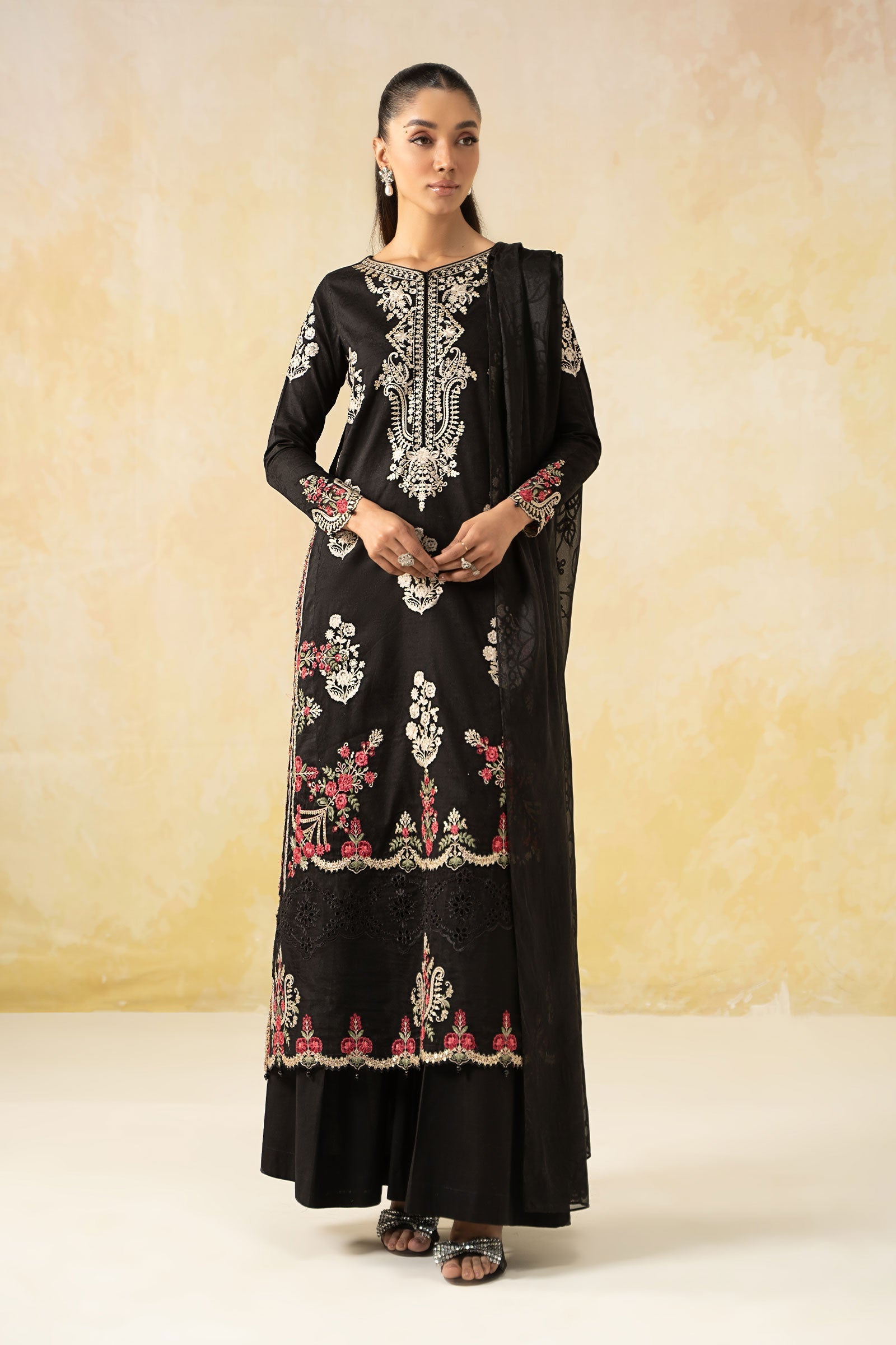 Maira B | Ready to Wear | DW-EF25-03 XS Black