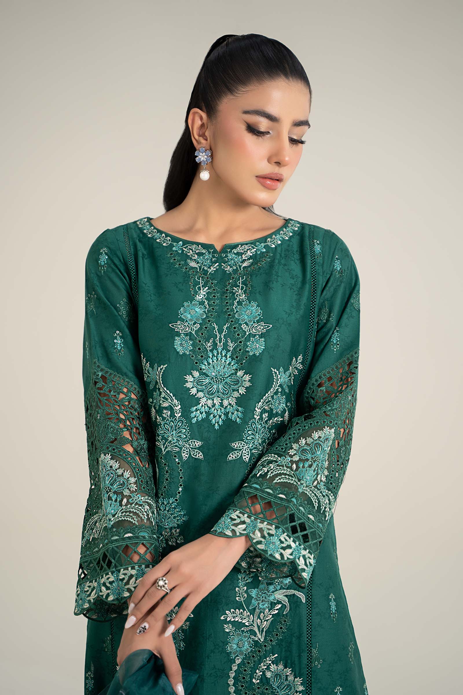 Maira B | Ready to Wear | DW-EF25-47 M Green