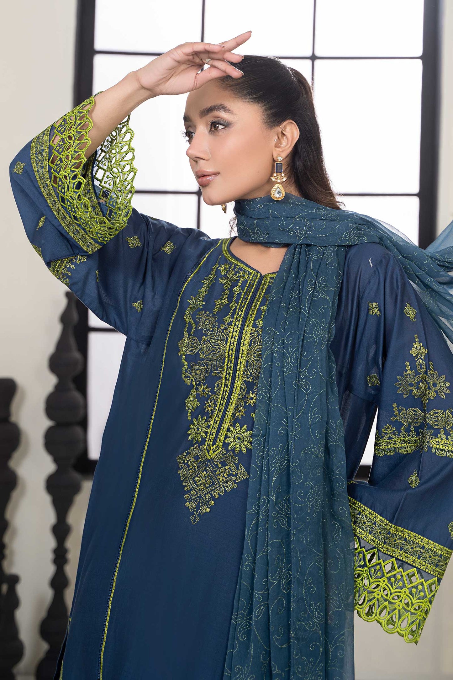 Maira B | Ready to Wear | DW-EF24-103 M Blue