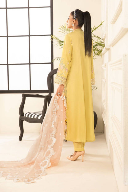 Maria B | Casual Pret 2024 | DW-EF24-33A - Pakistani Designer Dress - by Maria B | Type: Casuals - 100% Original at Saira Sultan