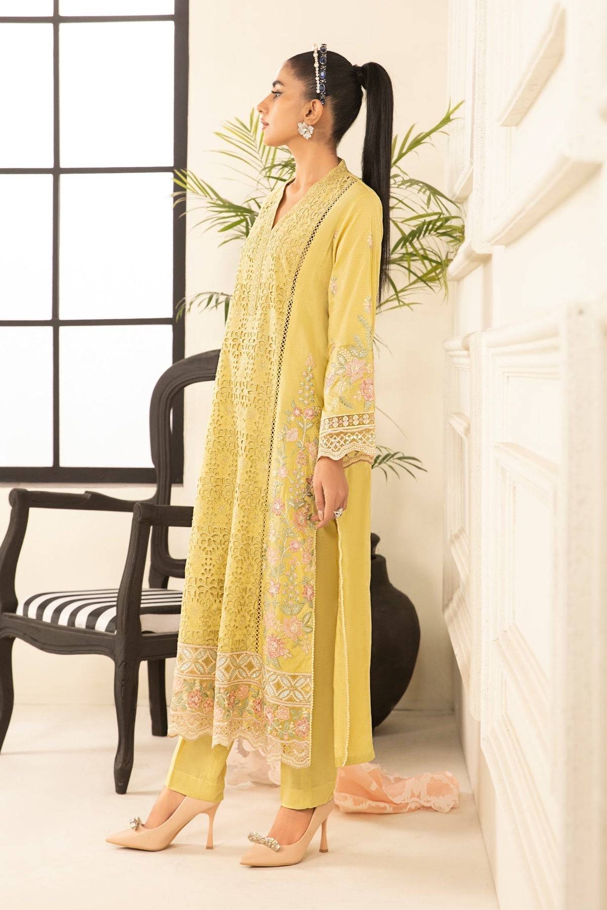 Maria B | Casual Pret 2024 | DW-EF24-33A - Pakistani Designer Dress - by Maria B | Type: Casuals - 100% Original at Saira Sultan