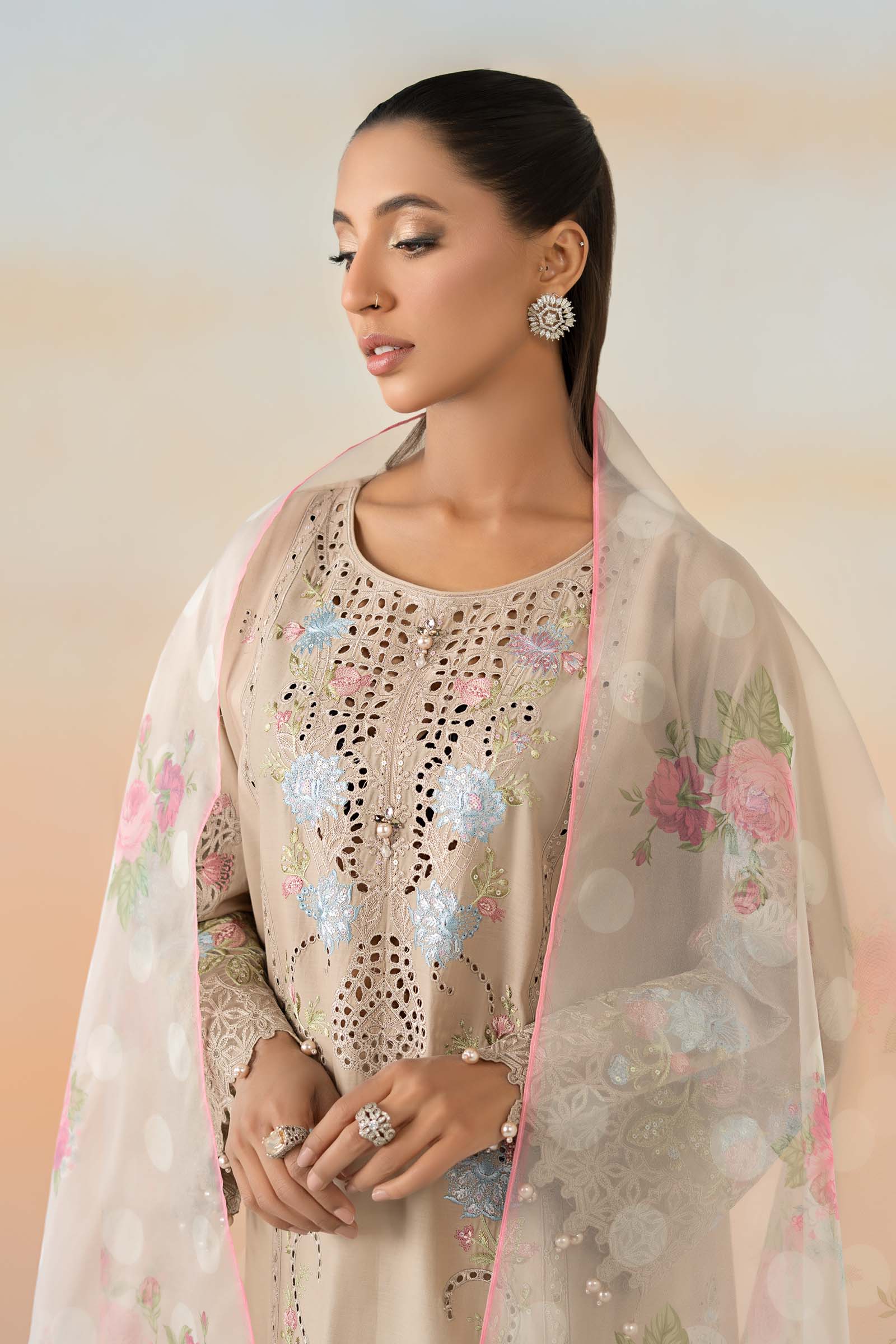 Maira B | Ready to Wear | DW-EF25-05 S Beige