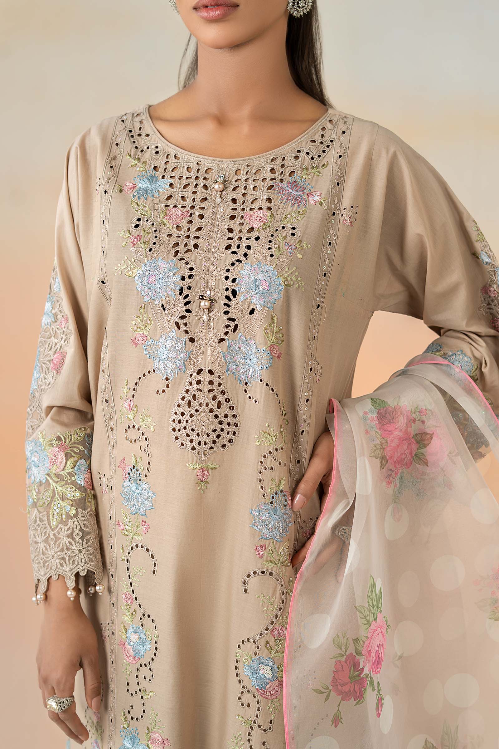 Maira B | Ready to Wear | DW-EF25-05 M Beige