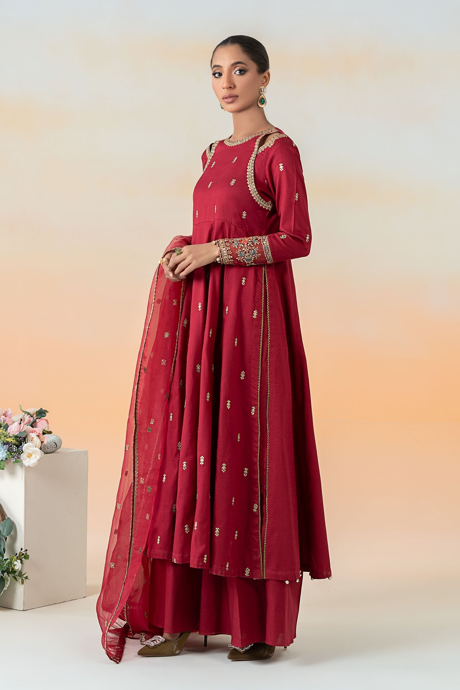 Maira B | Ready to Wear | DW-EF25-19 M Red