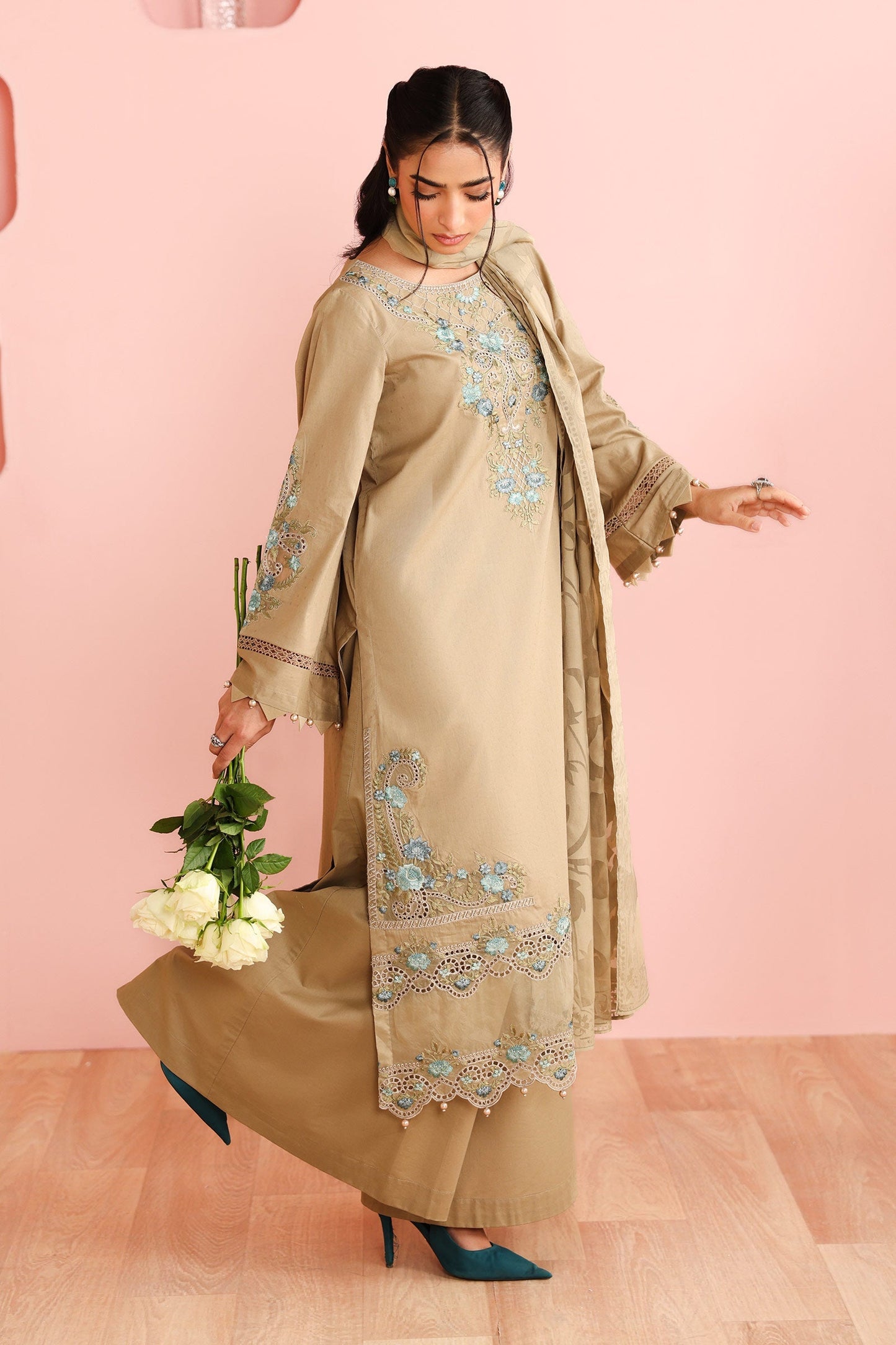 Maria B | Pre Fall 25 | Dobby Suit 15