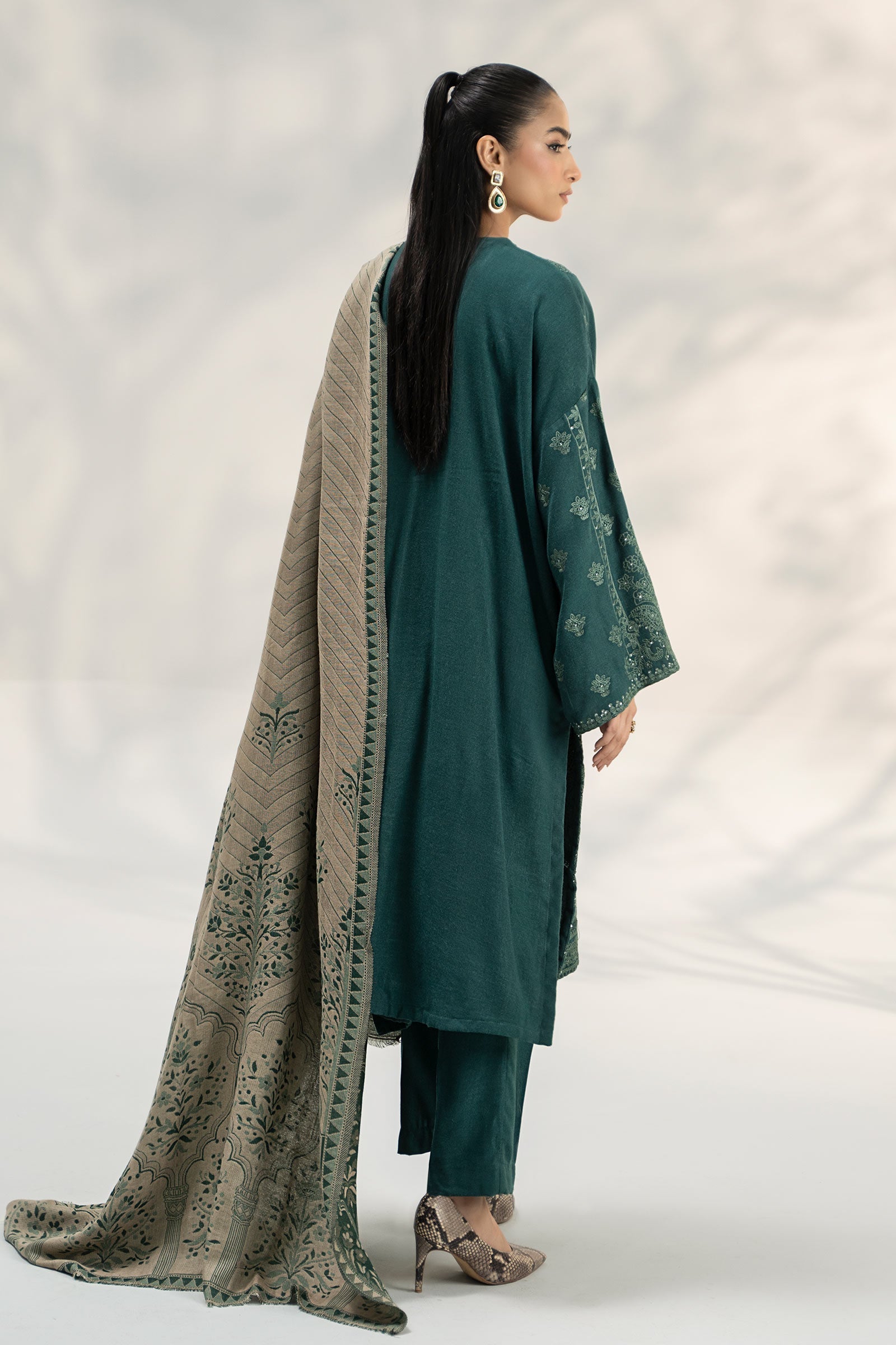 Maira B | Ready to Wear | DW-W24-14 XL Green