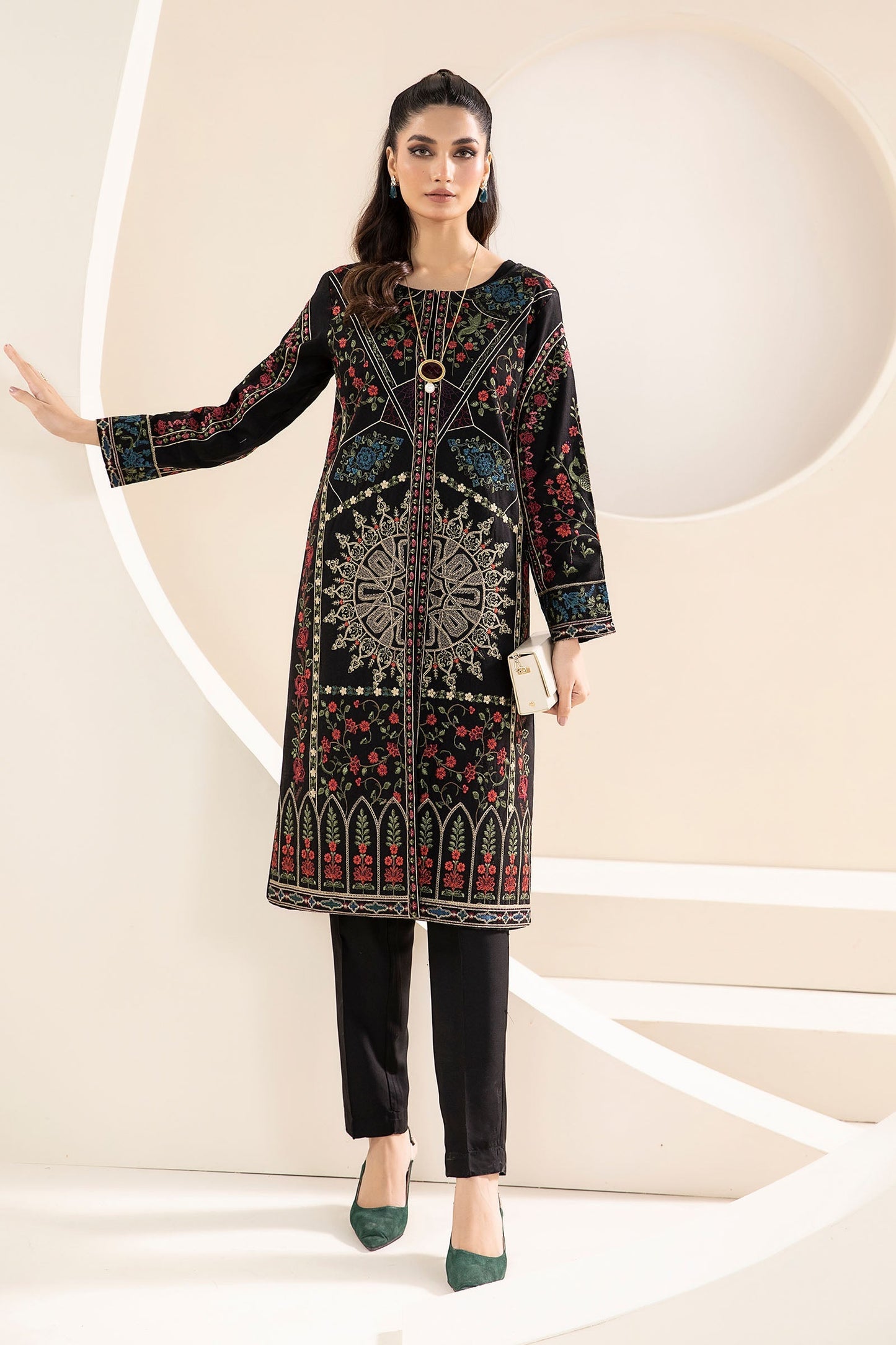 Maira B | Ready to Wear | DW-W24-157 XS Black