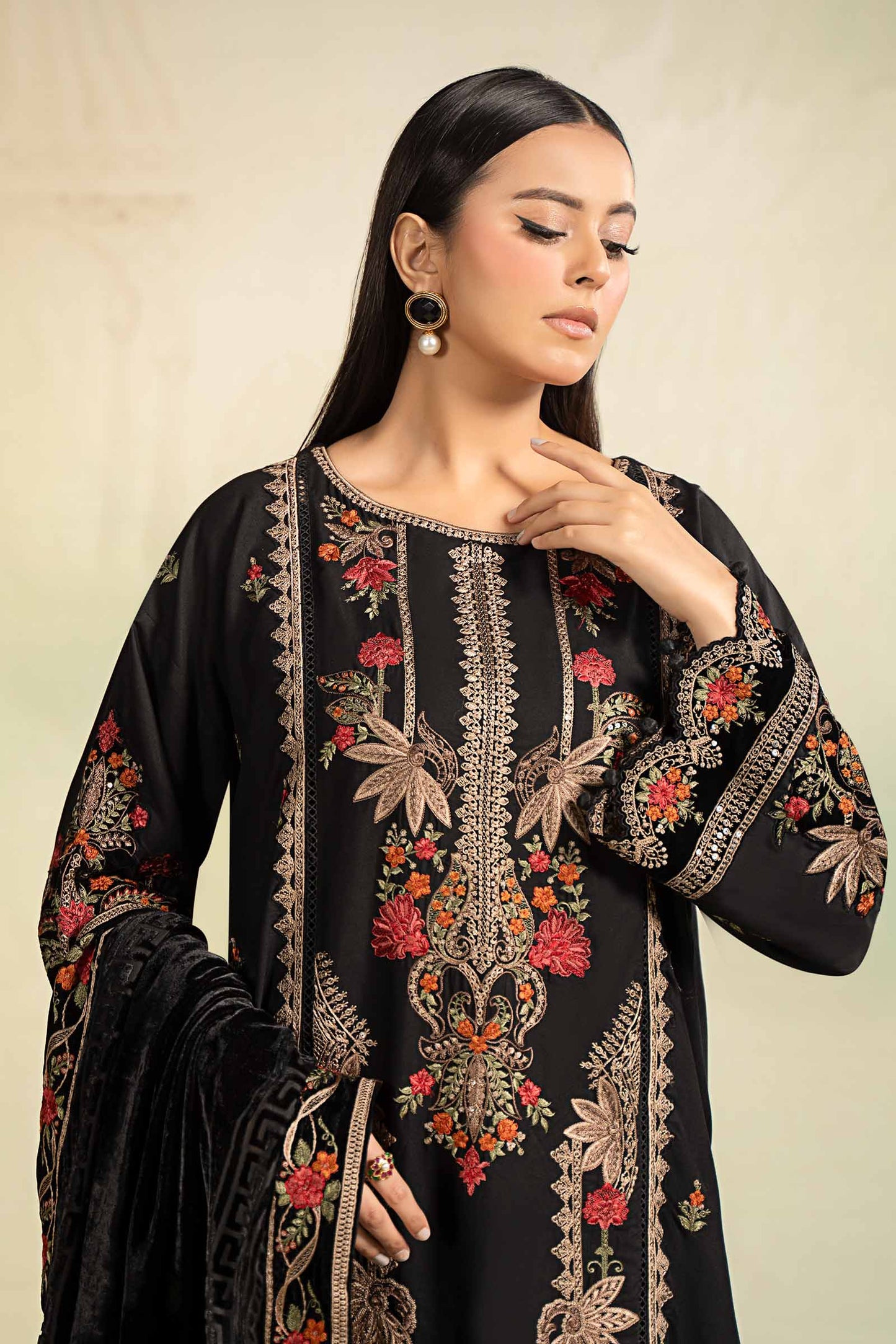 Maira B | Ready to Wear | DW-W24-16 S Black