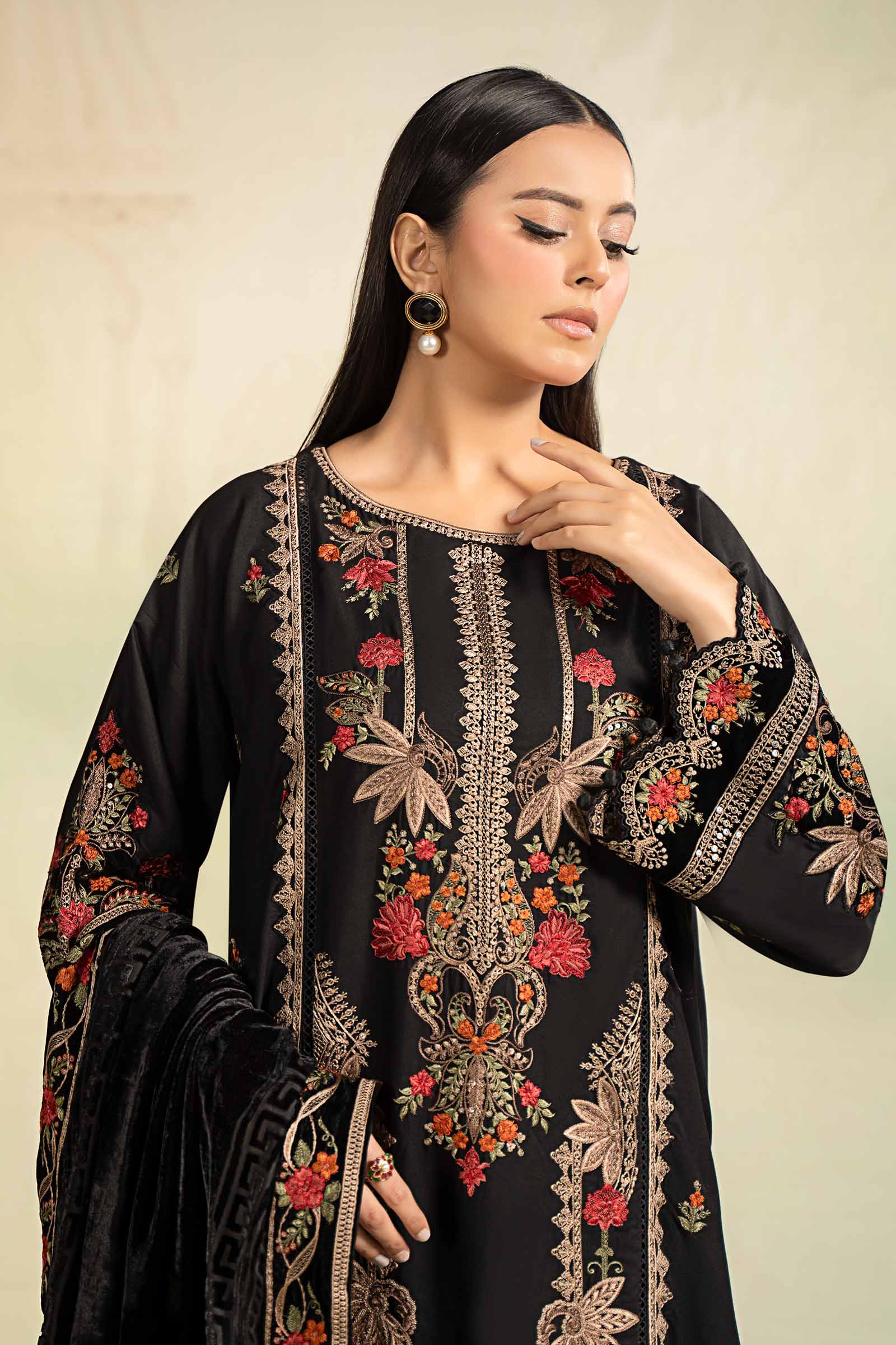 Maira B | Ready to Wear | DW-W24-16 S Black