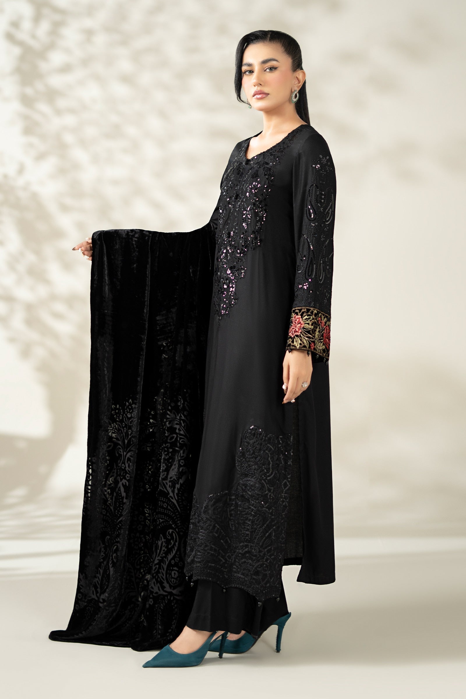Maria B | Pre Fall Dresses | 3 Piece Embroidered Linen Suit UU - Pakistani Designer Dress - by Maria B - Type : Ladies Clothes - 100% Original at Saira Sultan
